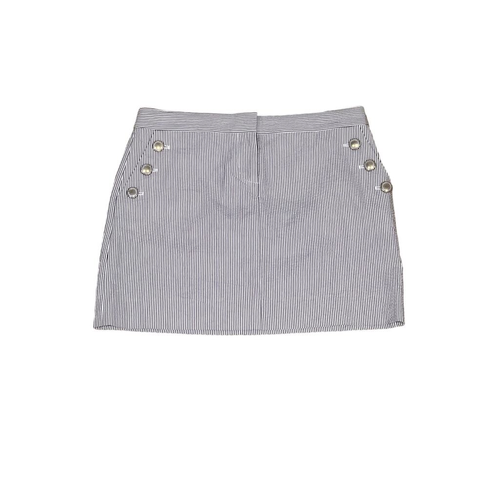 J Crew,‎ Black and White Seer Sucker Mini Skirt, Button Accent, Size 4, KB209